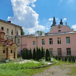 Kościół i internat we Lwowie